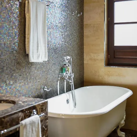 Blau Gran Hotel Las Caldas, A Member Of Radisson Individuals (Adults Only) Hotel Las Caldas